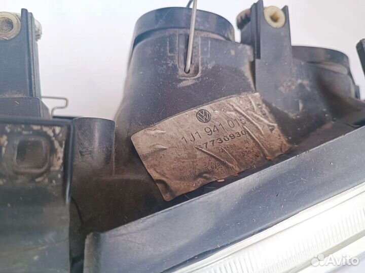 Фара левая Гольф 4