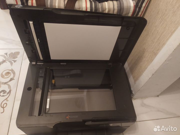 Мфу струйное HP Officejet Pro 8600
