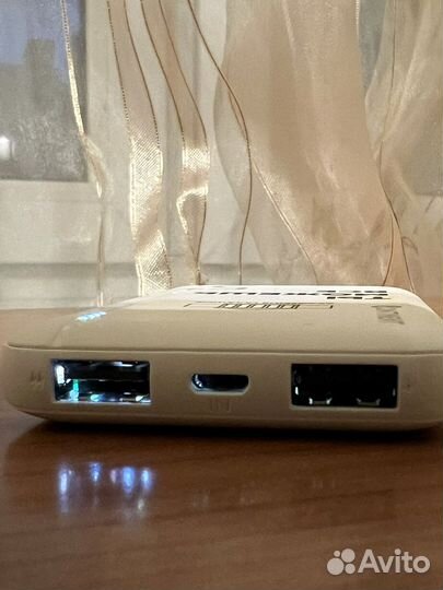 Повербанк на 5000 мАч