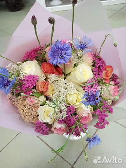 Лепестки роз