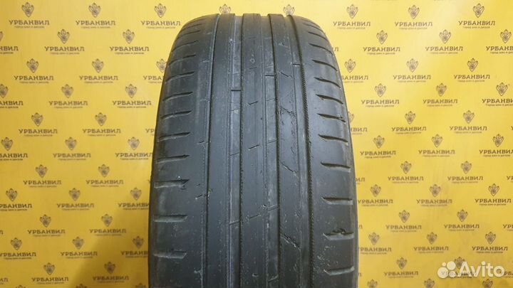 Nokian Tyres Hakka Black 2 SUV 235/55 R19 105W