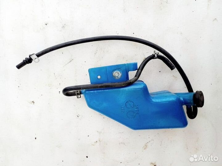 Suzuki GSX-R 1000 2003 расширительный бачок