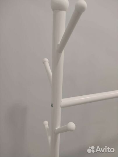 Вешалка для одежды напольная