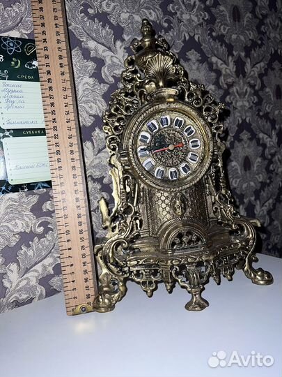 Антикварные часы