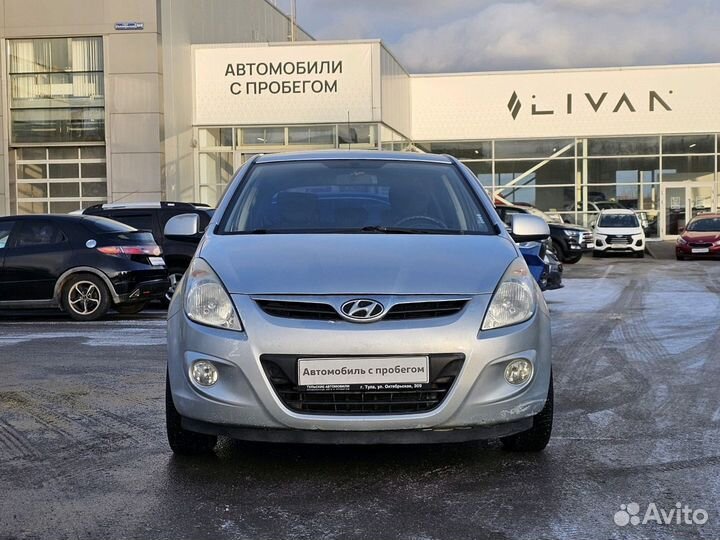 Hyundai i20 1.4 AT, 2010, 110 000 км