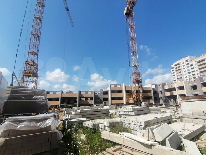 2-к. квартира, 65 м², 2/14 эт.