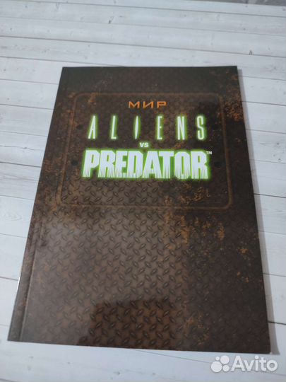 Артбуки Deus ex, Horizon, Axiom Verge