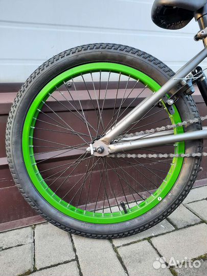 Велосипед BMX