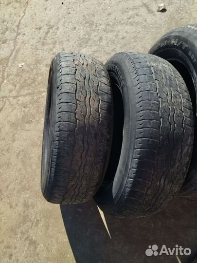 Bridgestone Dueler A/T 225/65 R17