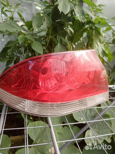 Фары на mitsubishi lancer