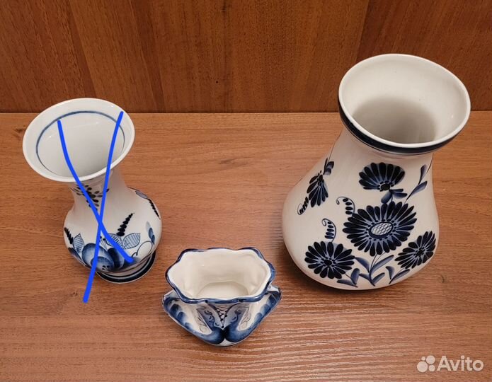 Вазы фарфоровые гжель