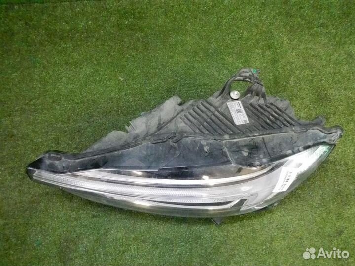 Фара левая Volvo XC60