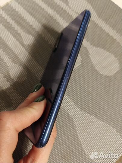 Xiaomi Mi 9 SE, 6/128 ГБ