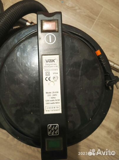 Моющий пылесос vax