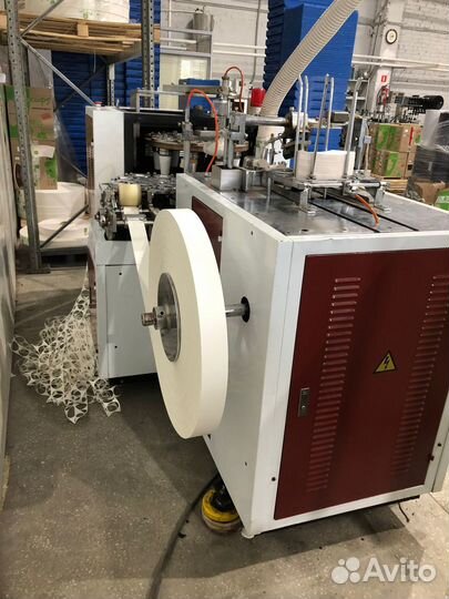 Станок для производства бумажных стаканов