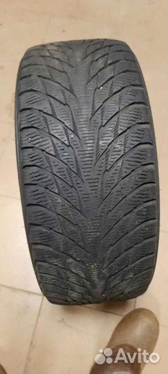 Nokian Tyres Hakkapeliitta R2 235/45 R17