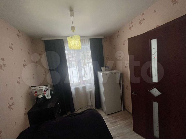 3-к. квартира, 54 м², 2/5 эт.