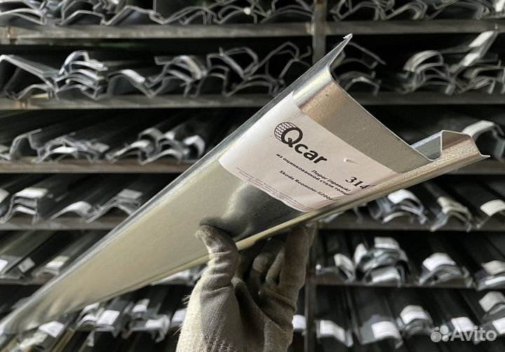 Порог левый Skoda Roomster 2006-2015 (1мм)