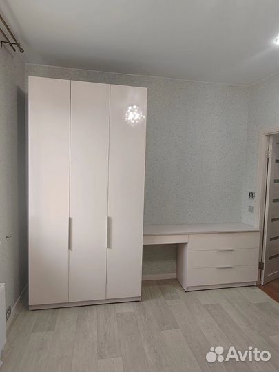 Шкаф распашной с установкой