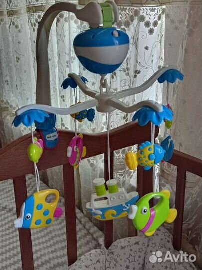 Мобиль на детскую кроватку