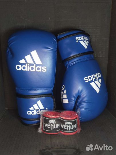 Боксерские перчатки adidas