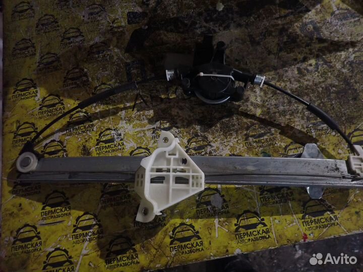 Стеклоподъемник передний правый Mazda CX 5 2