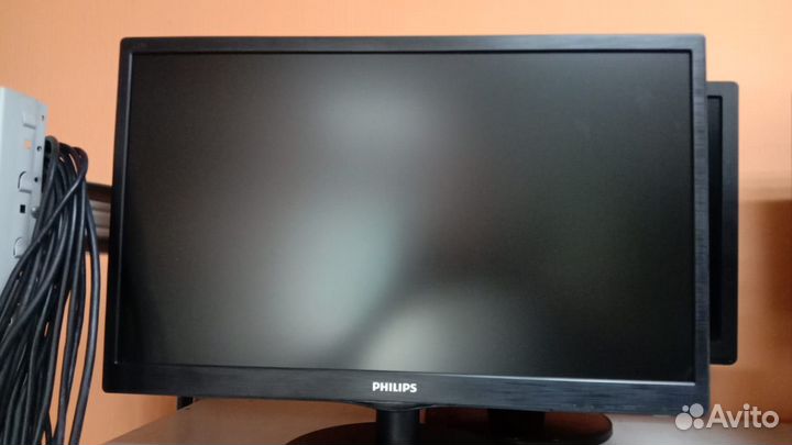 Монитор Samsung 22 дюйма