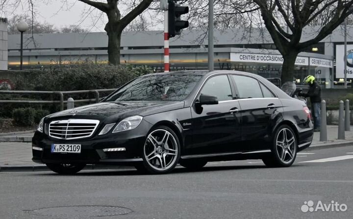 Стекло фары мерседес-бенц W212 дорест