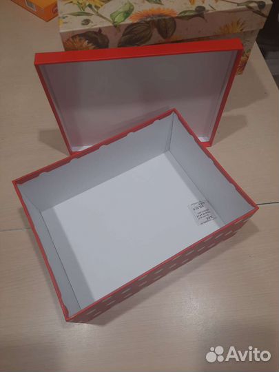 Коробка подарочная