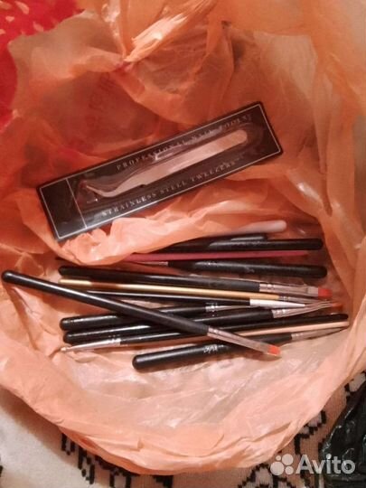 Кисточки для маникюра