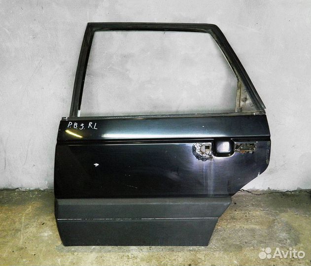 Дверь задняя левая VW Passat B3