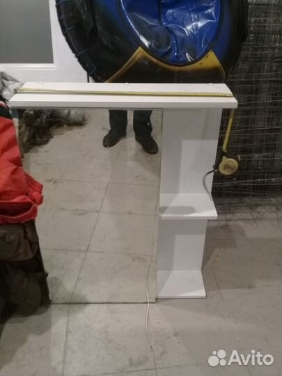 Навесной шкаф в ванную комнату