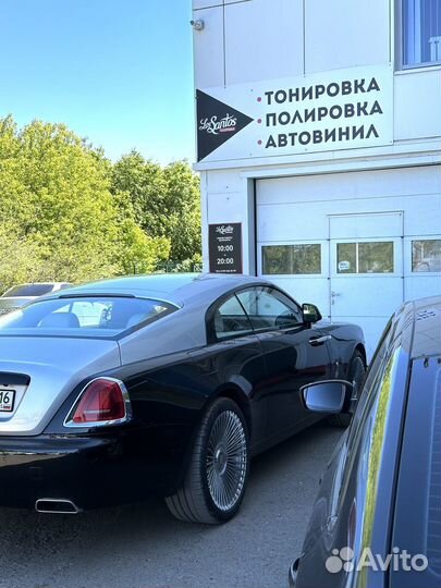 Оклейка автомобиля полиуретановой пленкой