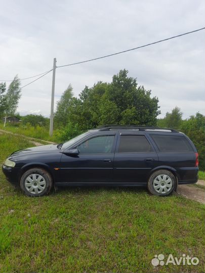 Opel Vectra 1.8 МТ, 2001, 252 000 км