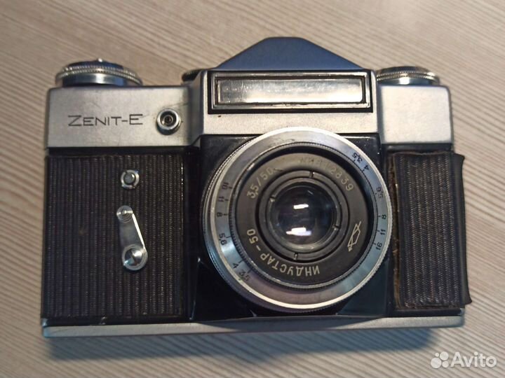 Плёночный фотоаппарат Зенит -Е