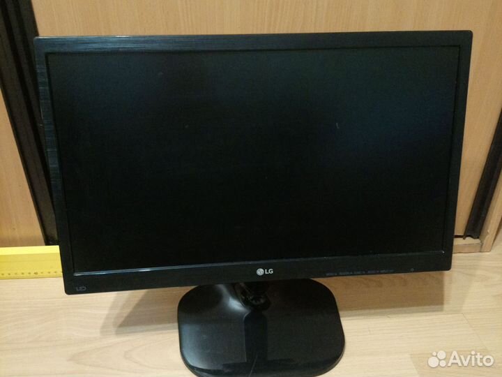 Монитор LG 20