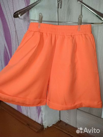 Костюм женский