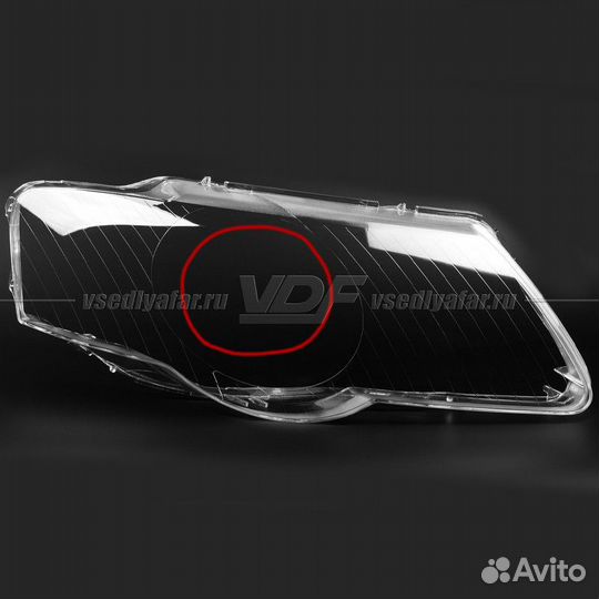 Уцененное стекло для фары Volkswagen Passat B6 (20
