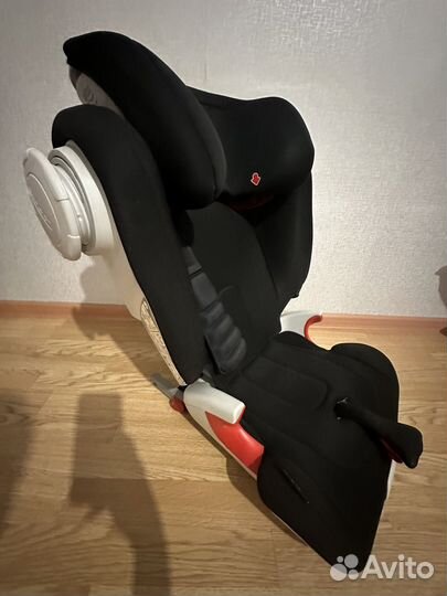 Автомобильное кресло britax romer 15-36 кг