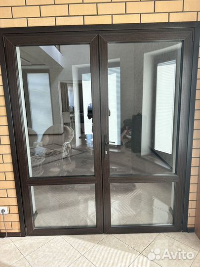 Двухстворчатые пластиковые двери (пвх)