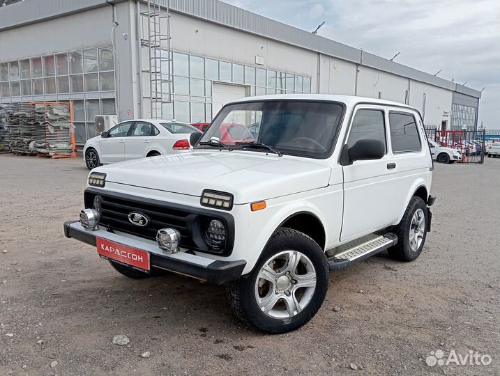 LADA 4x4 (Нива) 1.7 МТ, 2010, 140 000 км