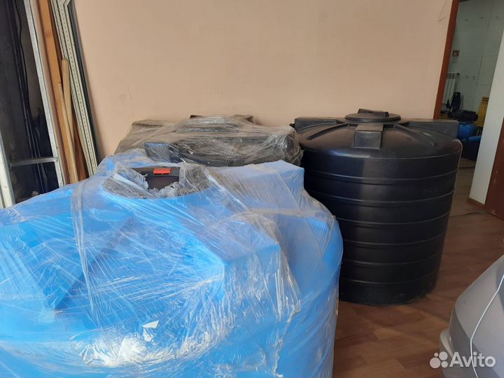 Бак для воды 1 куб, 1000 литров синий