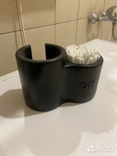 Контейнер для ватных дисков и палочек