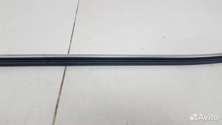 Накладка стекла заднего левого Toyota Corolla E180