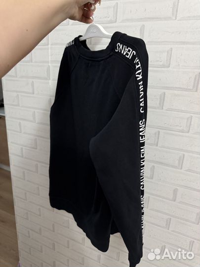 Calvin clein свитшот