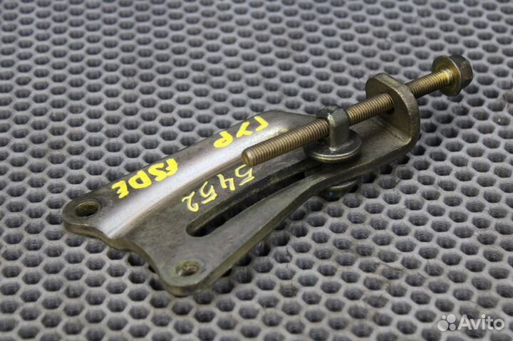 Кронштейн гур Mazda MPV lwew fsde