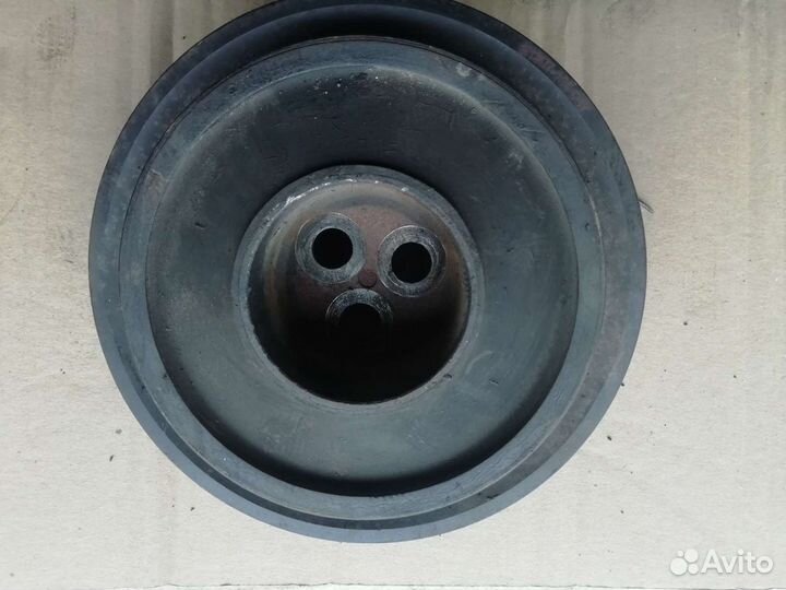 Шкив коленвала Ford Tranzit 2.4 2007