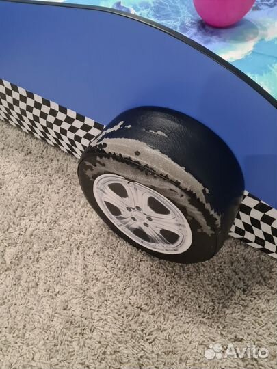 Кровать машинка