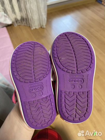 Сандали crocs для девочки