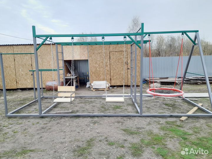 Спортивный комплекс, турник, воркаут, качели